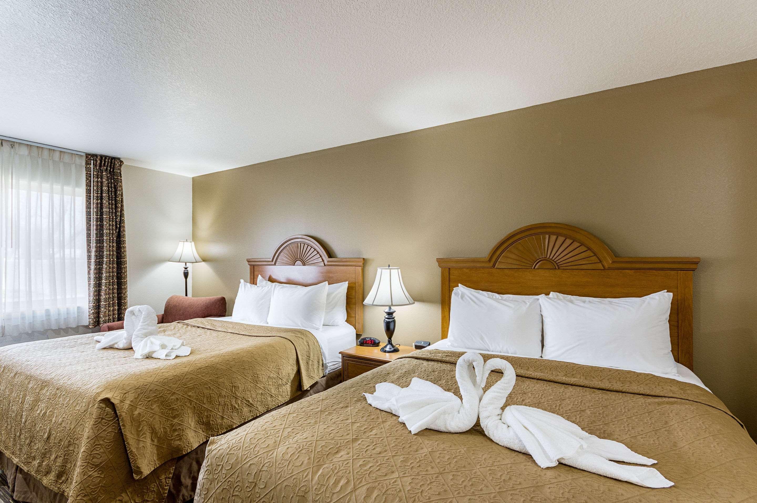 Econo Lodge Livingston Gateway To Yellowstone Exterior photo