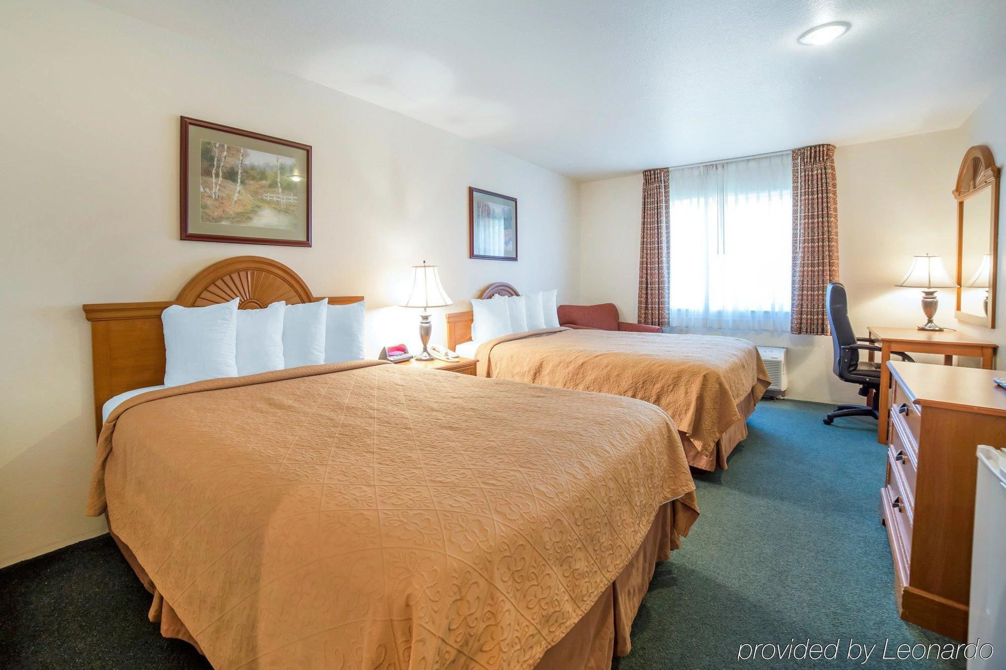 Econo Lodge Livingston Gateway To Yellowstone Exterior photo